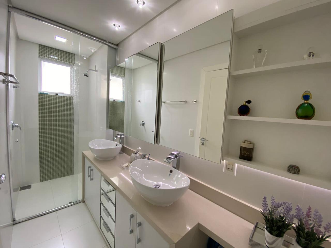 Apartamento no Edifício Vale dos Reis à venda na Barra Sul em Balneário Camboriú — foto 13