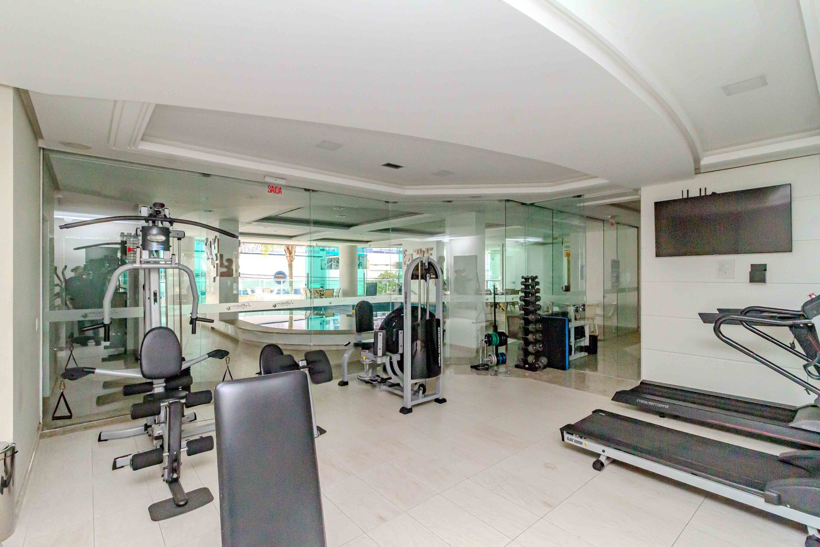 Apartamento Quadra Mar no Edifício La Madeson à venda no centro de Balneário Camboriú — foto 29