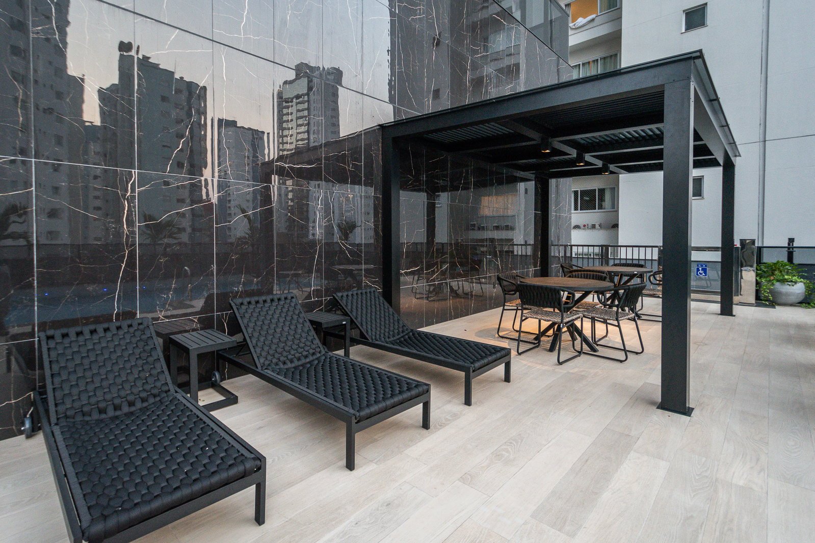 Apartamento no Edifício Riomaggiore Residenze à venda em Pioneiros, Balneário Camboriú — foto 11