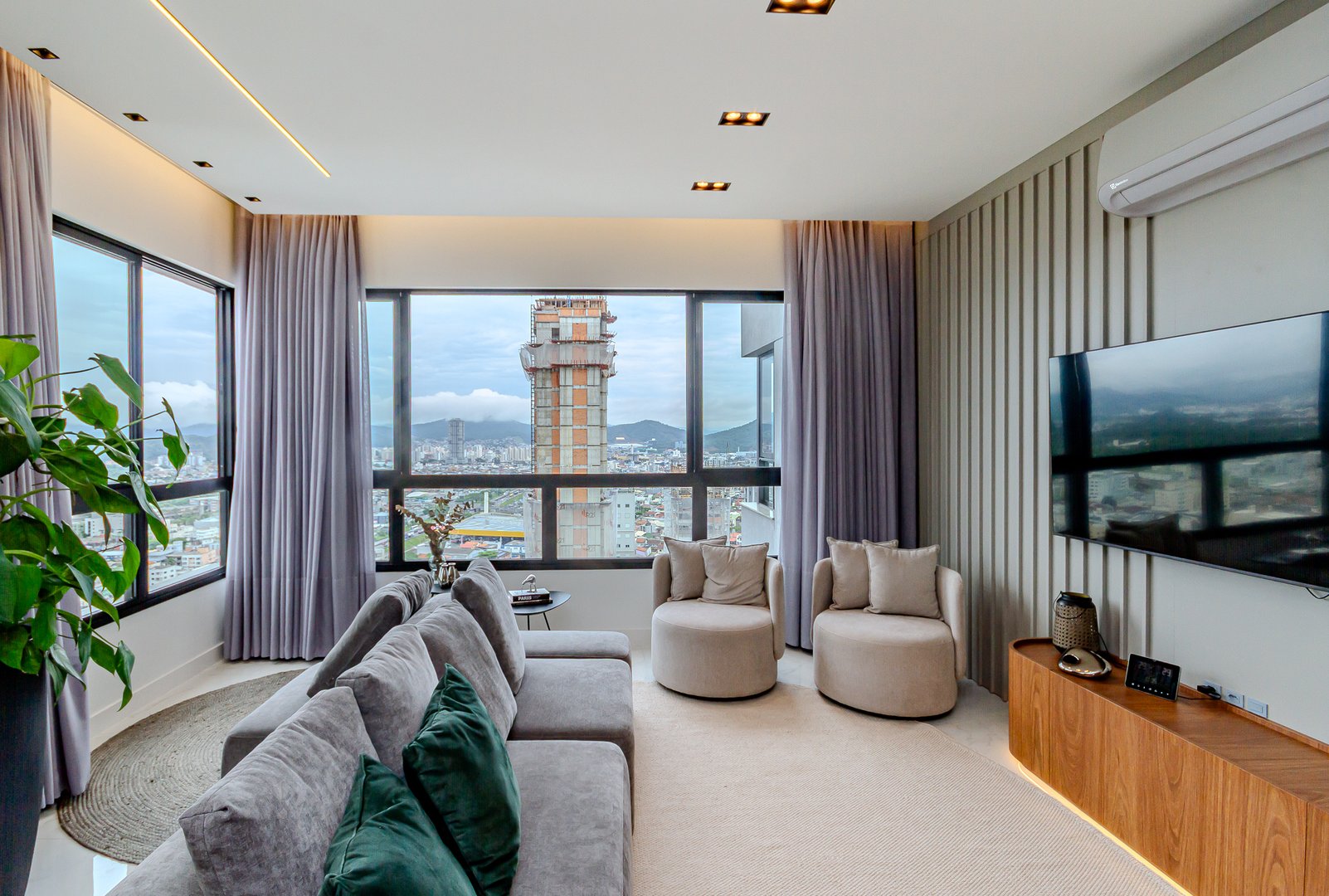 Apartamento no Edifício Florence Garden à venda na Barra Sul de Balneário Camboriú — foto 3