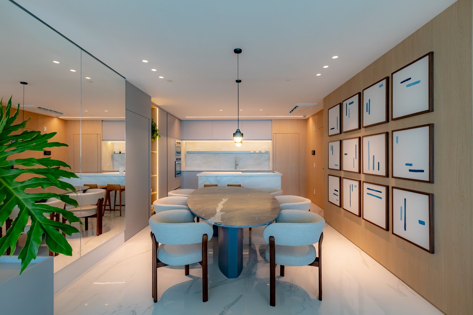 Apartamento Frente Mar no Edifício Boreal Tower à venda no centro de Balneário Camboriú — foto 12