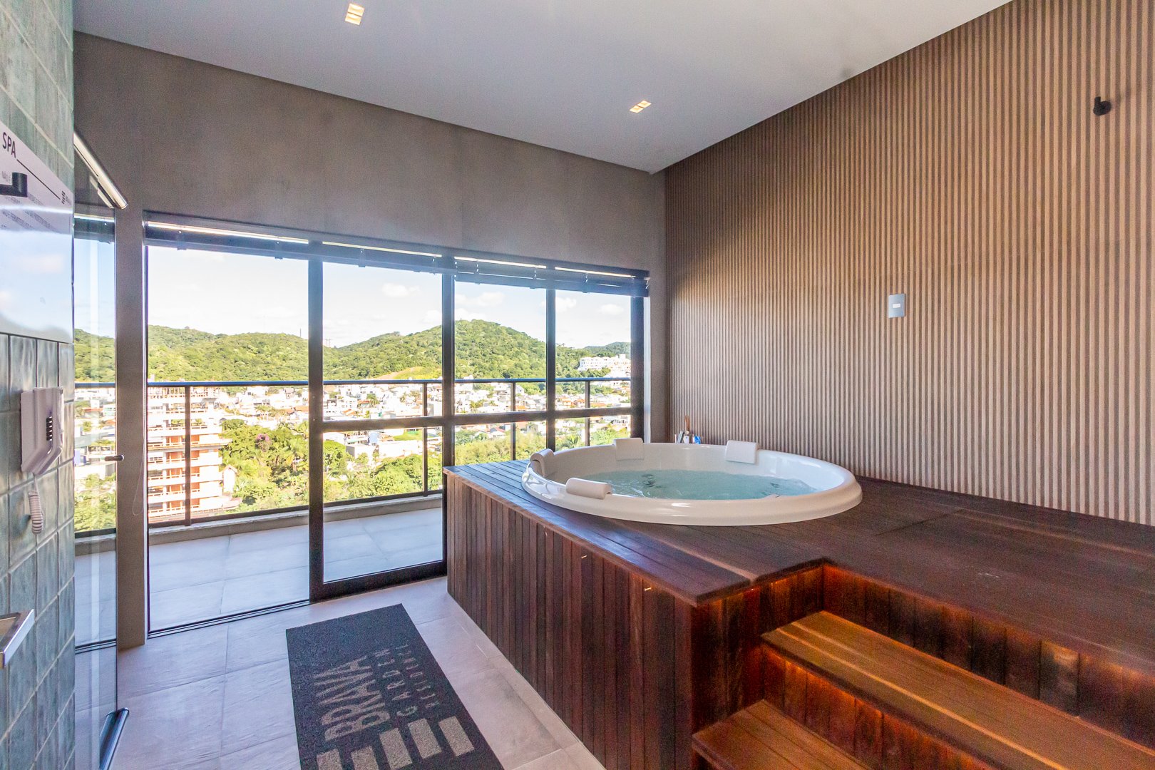 Apartamento Mobiliado no Edifício Brava Garden Home Club à venda na Praia Brava — foto 25