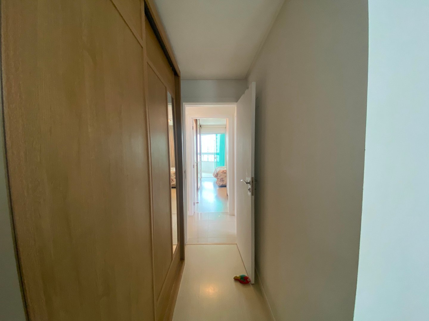 Apartamento no Edifício Torre de Lyon à venda em Balneário Camboriú — foto 16