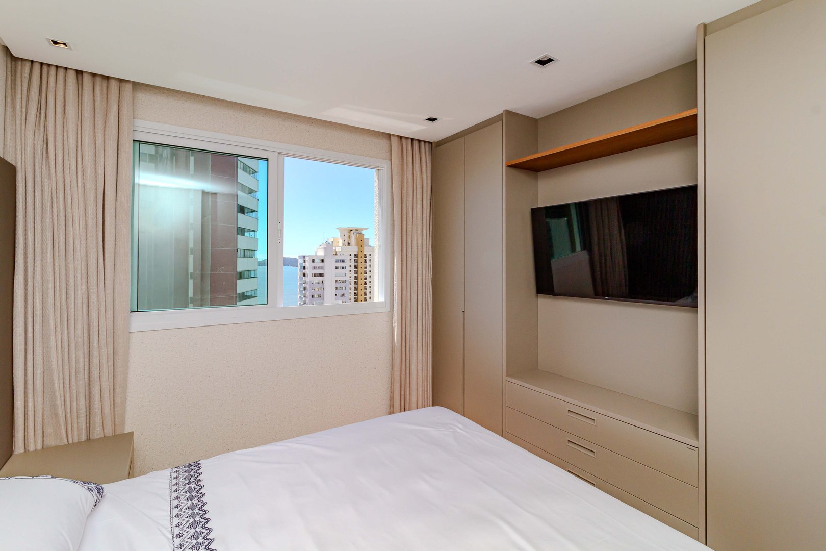 Apartamento Vista Mar no Edifício Olympo Tower à venda no centro de Balneário Camboriú — foto 13