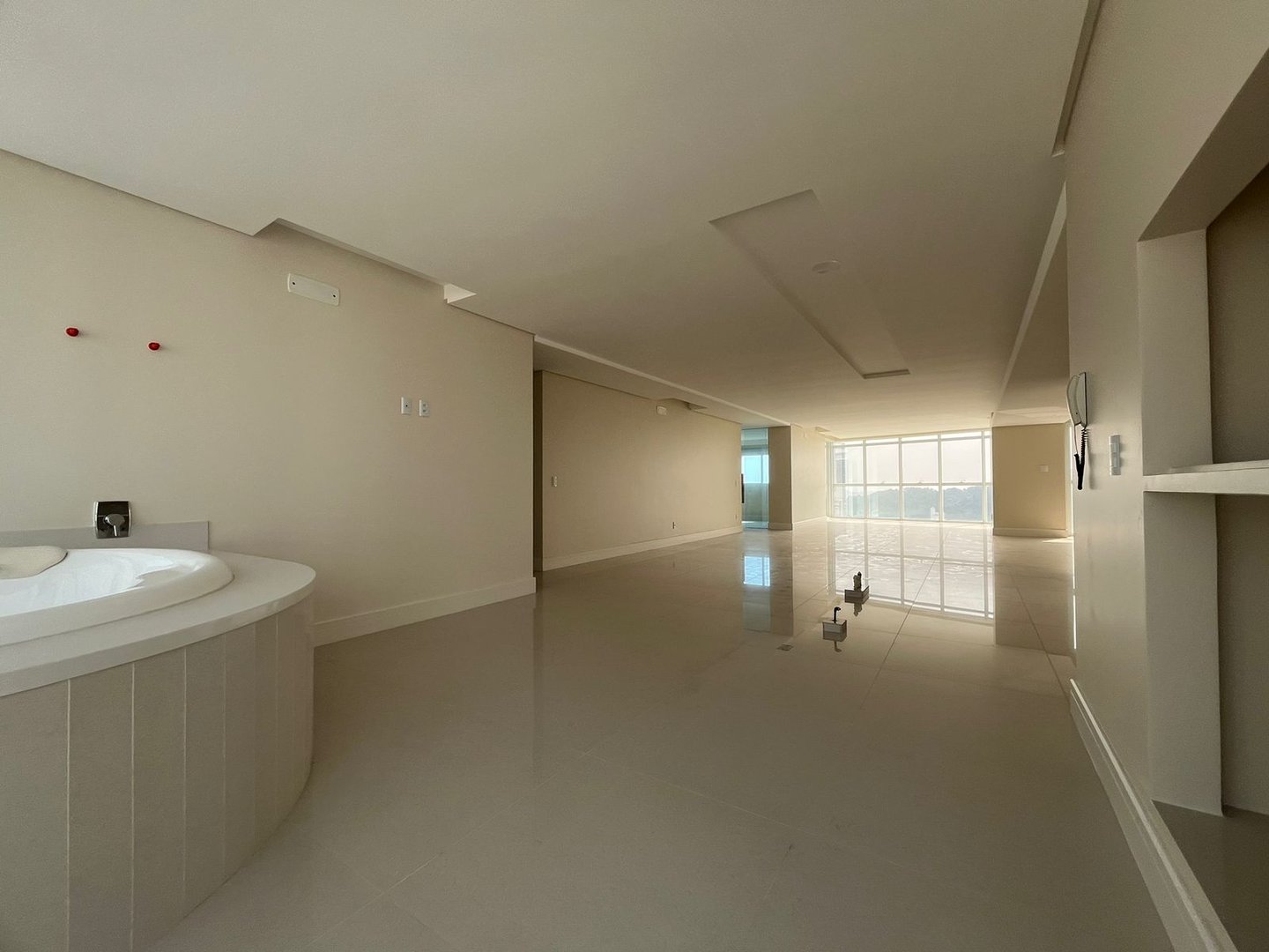 Apartamento no Edifício Alameda Jardins à venda no centro de Balneário Camboriú — foto 3