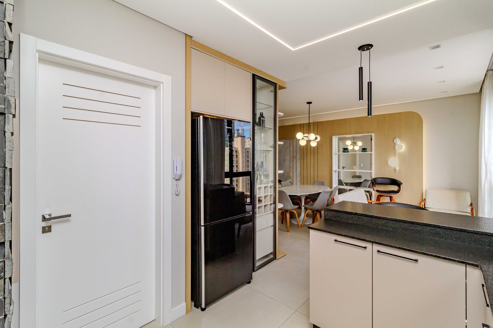 Apartamento no Edifício Kirra Residence à venda no centro de Balneário Camboriú — foto 8