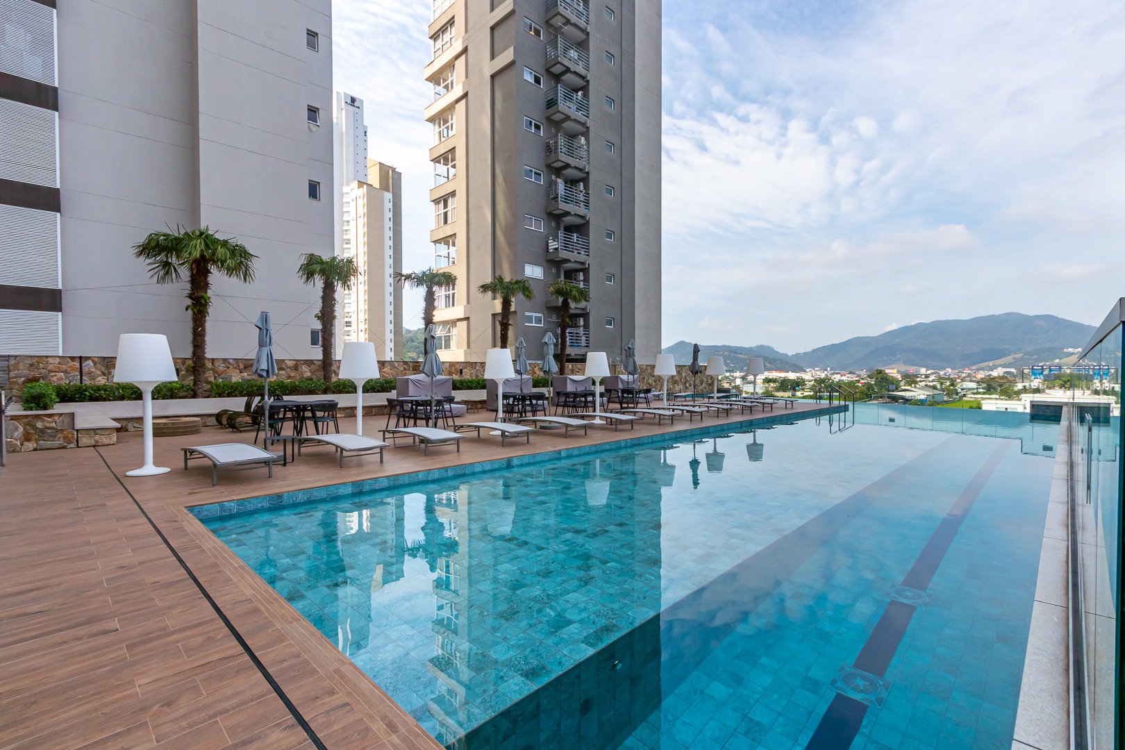 Apartamento no Edifício Morada Ilhas Marianas à venda na Barra Sul em Balneário Camboriú — foto 21