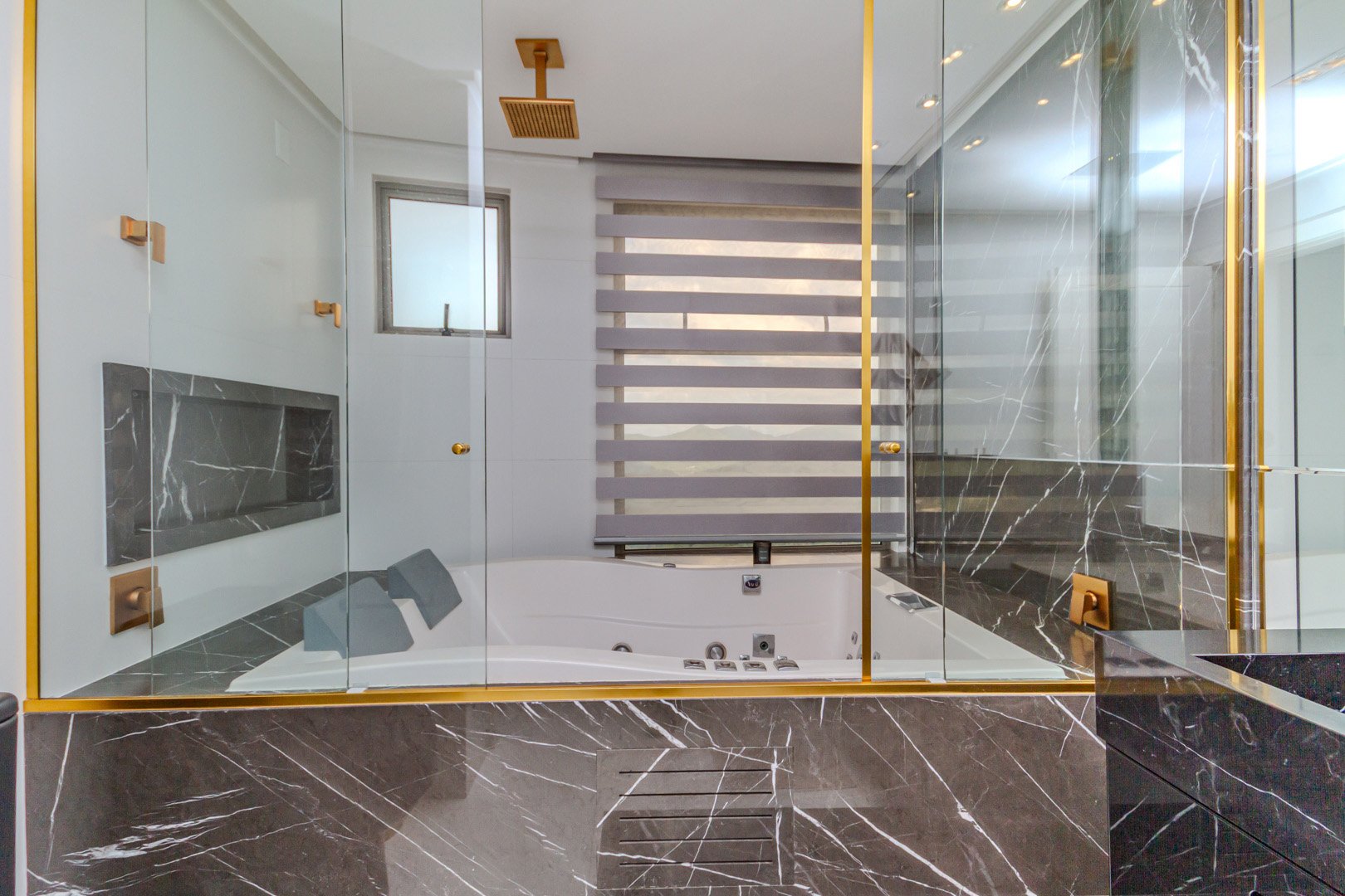 Apartamento no Edifício Baturité Lounge House à venda em Barra Sul, Balneário Camboriú — foto 13