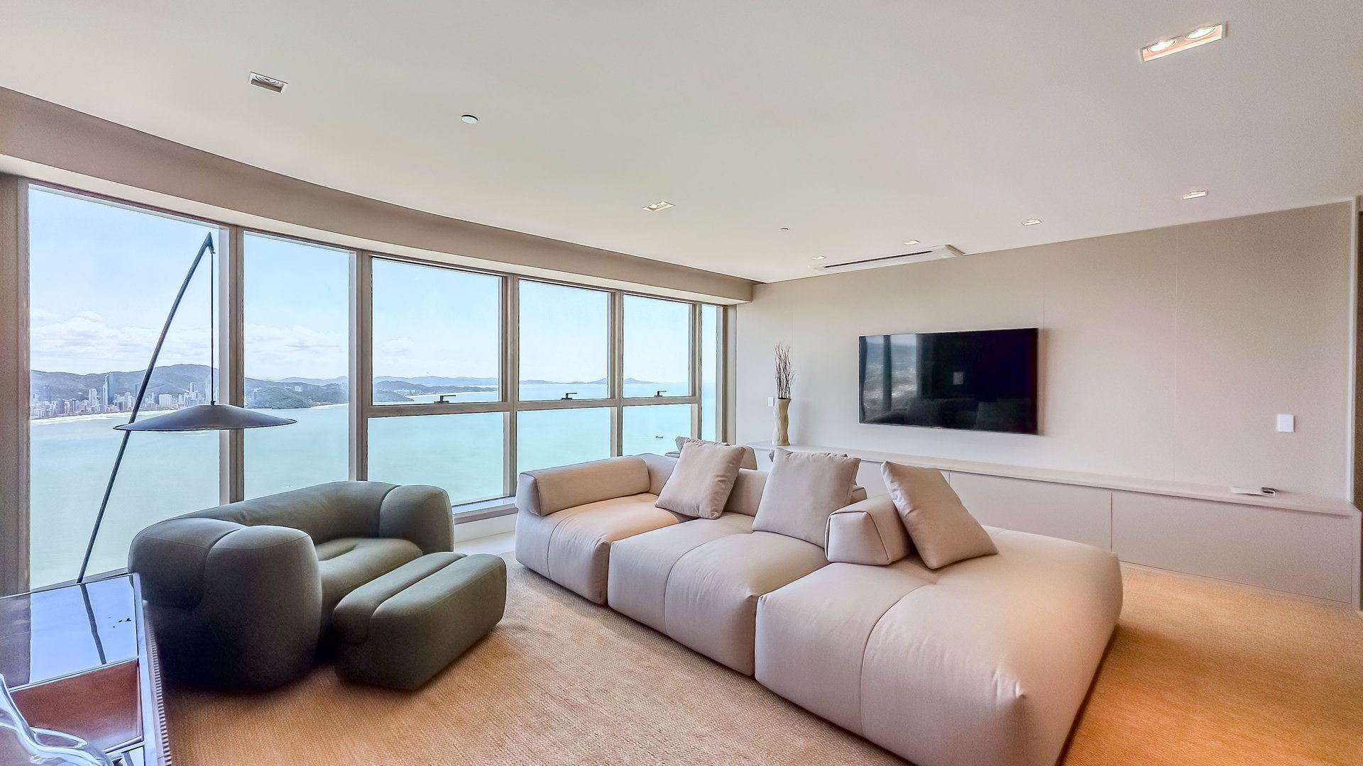 Apartamento Vista Mar no Edifício Yachthouse by Pininfarina à venda na Barra Sul de Balneário Camboriú — foto 3