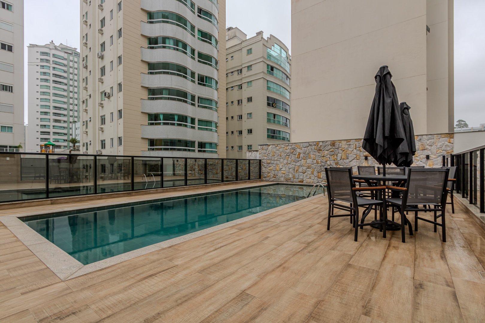 Apartamento no Edifício Vênus de Milo à venda em Pioneiros, Balneário Camboriú — foto 25