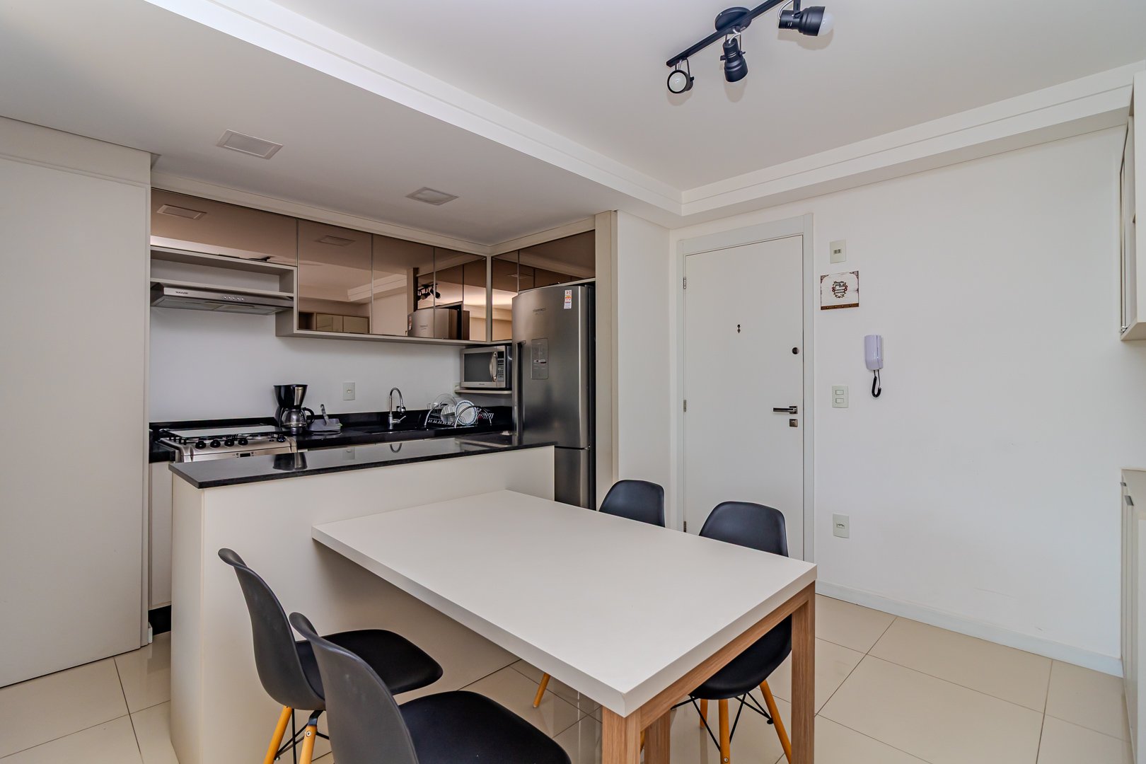 Apartamento Mobiliado no Edifício Icon Residence à venda no Centro de Balneário Camboriú — foto 6