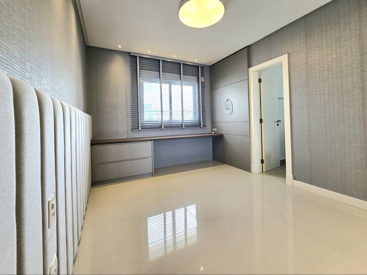 Apartamento Mobiliado no Edifício Portinax Residence à venda no centro de Balneário Camboriú — foto 11