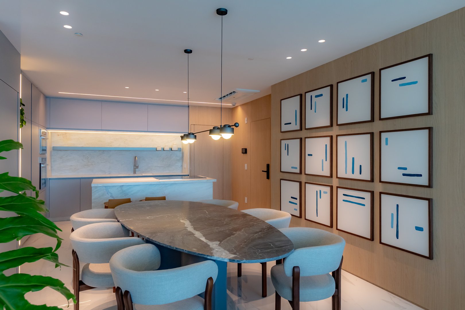 Apartamento Frente Mar no Edifício Boreal Tower à venda no centro de Balneário Camboriú — foto 14