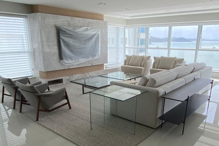 Apartamento Frente Mar no Edifício Epic Tower à venda no centro de Balneário Camboriú — foto 3