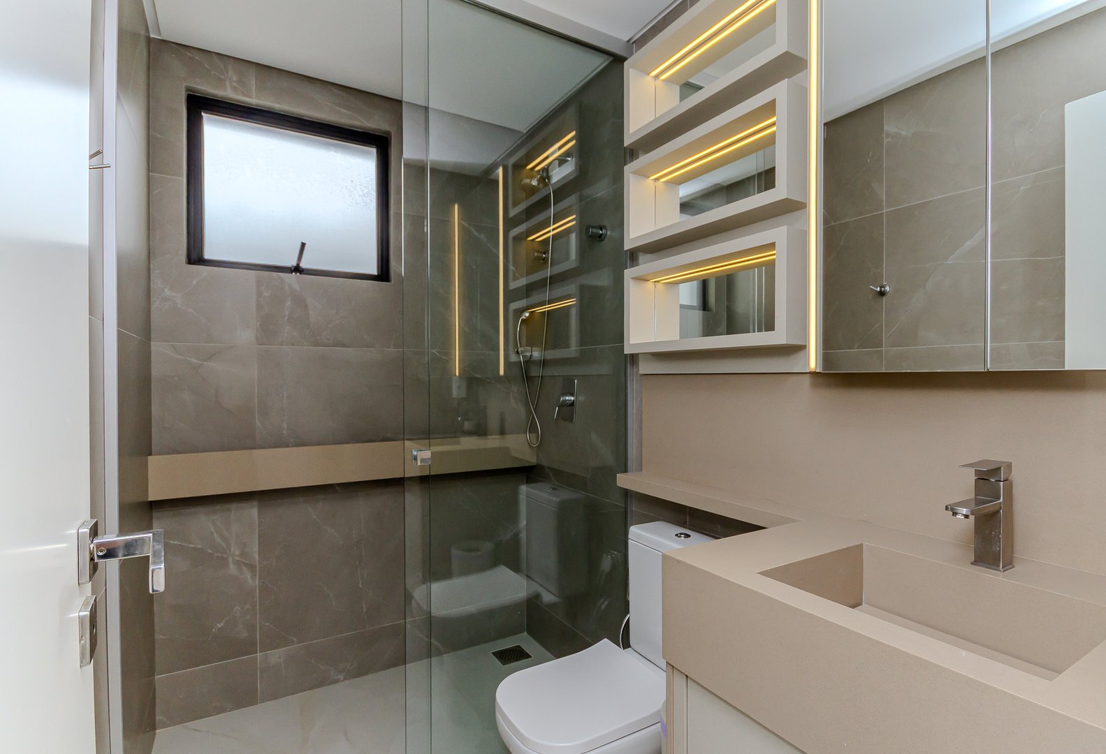 Apartamento Quadra Mar no Edifício Sauer Residence à venda em Barra Sul em Balneário Camboriú — foto 19