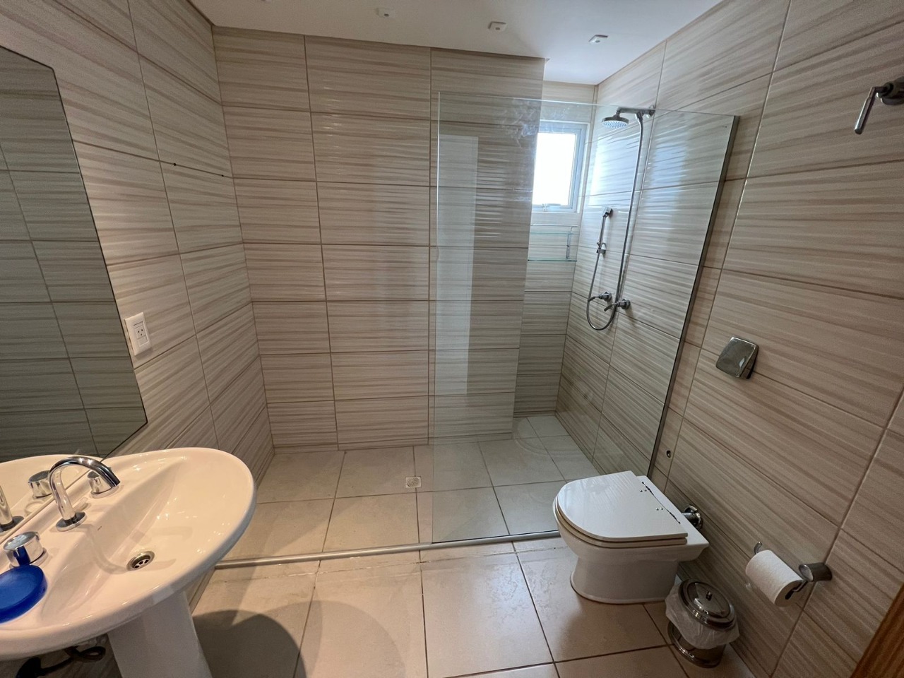 Apartamento Frente Mar no Edifício Marquês de Olinda à venda em Balneário Camboriú — foto 14