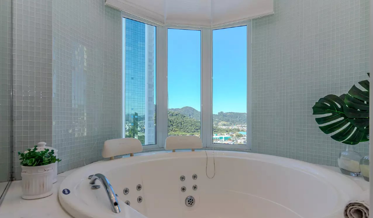 Apartamento no Edifício Renaissance à venda no centro de Balneário Camboriú — foto 27