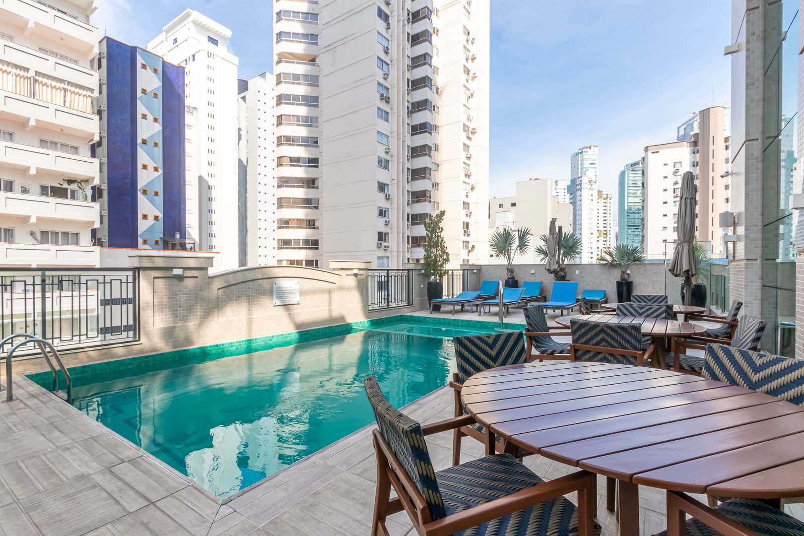 Apartamento Vista Mar no Edifício Parigi à venda no centro de Balneário Camboriú — foto 24