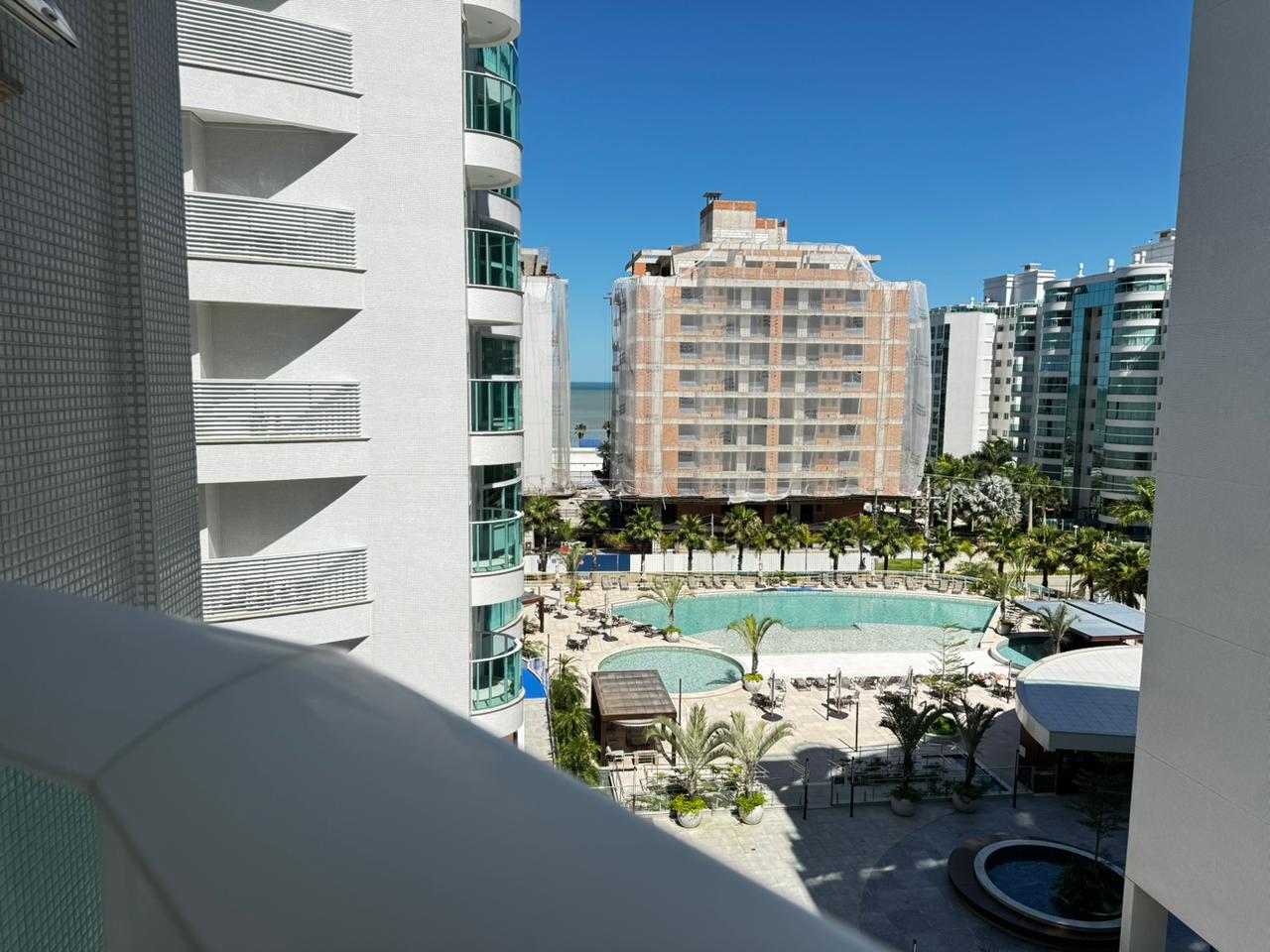 Apartamento Quadra Mar no Edifício Brava Beach Reserva Figueira à venda na Praia Brava — foto 8