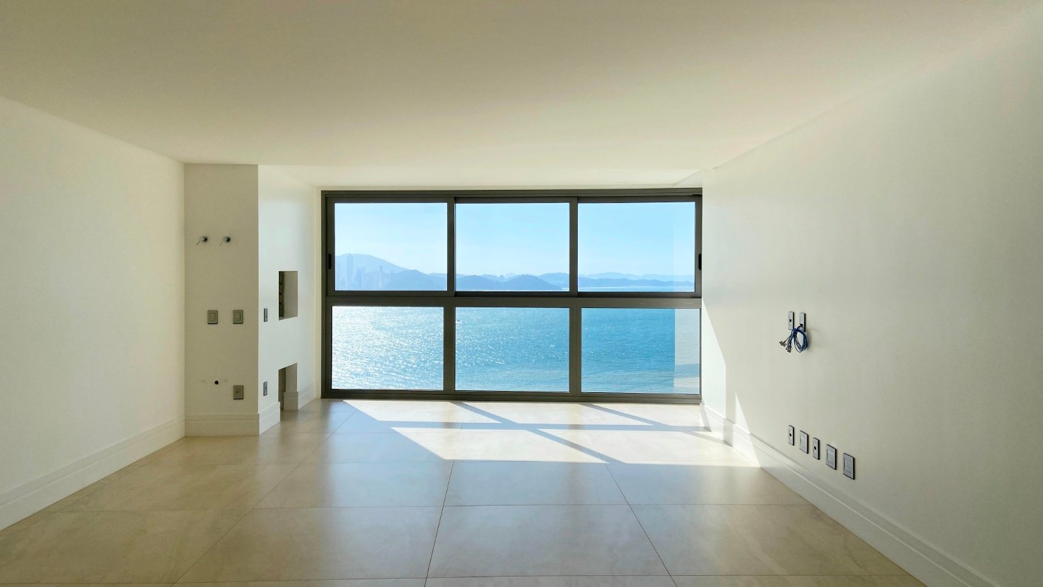 Apartamento no Edifício Pharos à venda no centro de Balneário Camboriú — foto 3