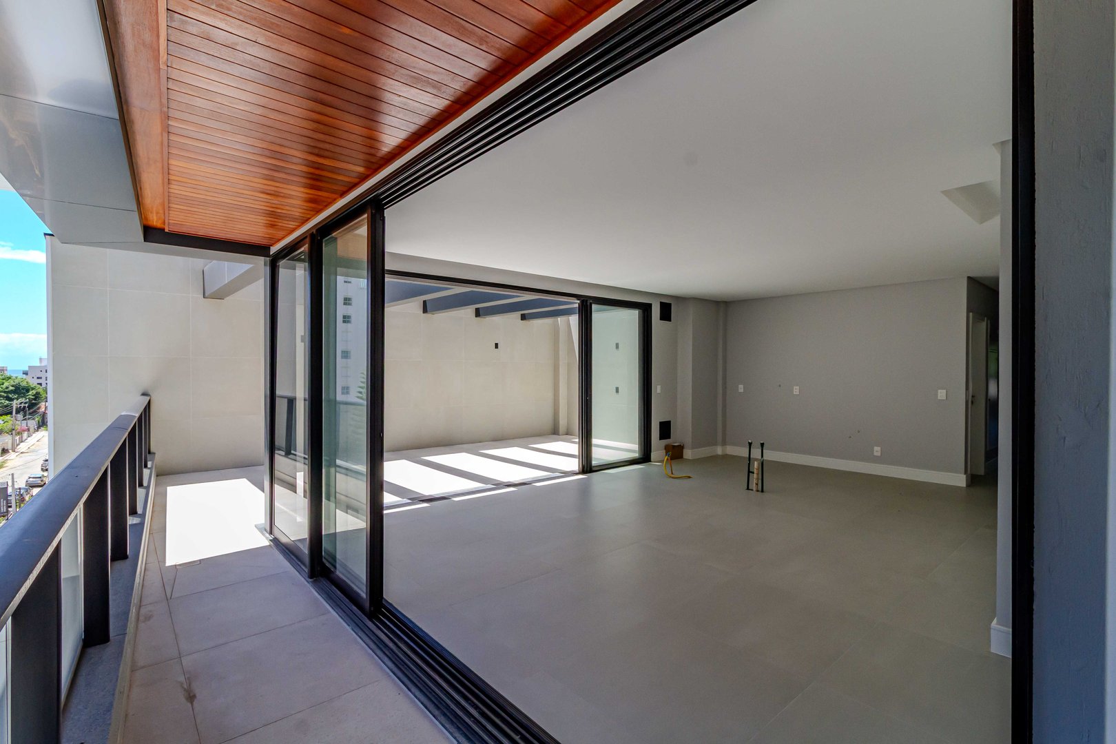 Apartamento Garden no Edifício Dusseldorf à venda na Praia Brava — foto 15