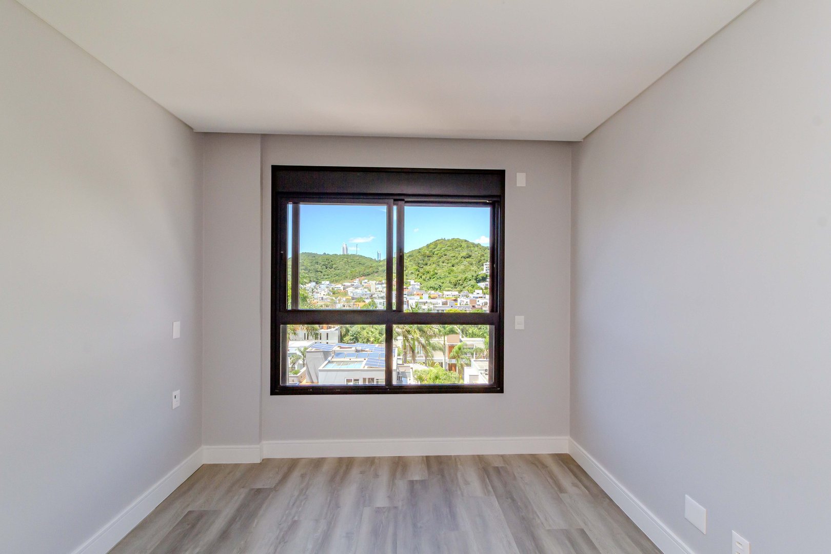 Apartamento no Edifício Dusseldorf à venda na Praia Brava — foto 32