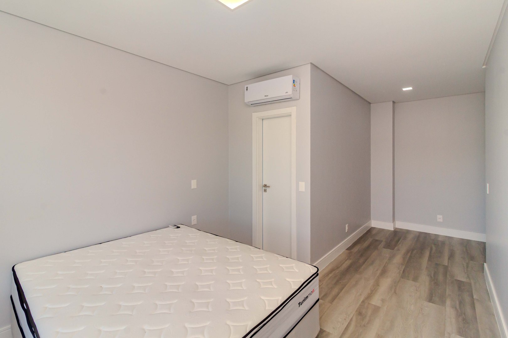 Apartamento no Edifício Dusseldorf à venda na Praia Brava — foto 29
