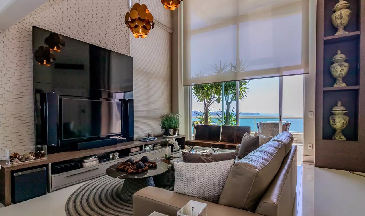 Apartamento no Edifício Renaissance à venda no centro de Balneário Camboriú