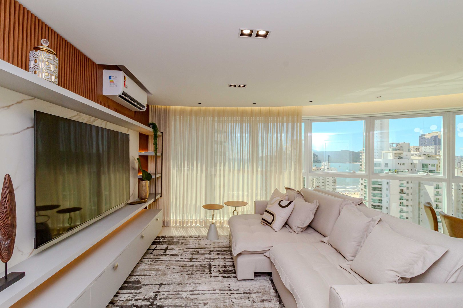 Apartamento Vista Mar no Edifício Olympo Tower à venda no centro de Balneário Camboriú — foto 3