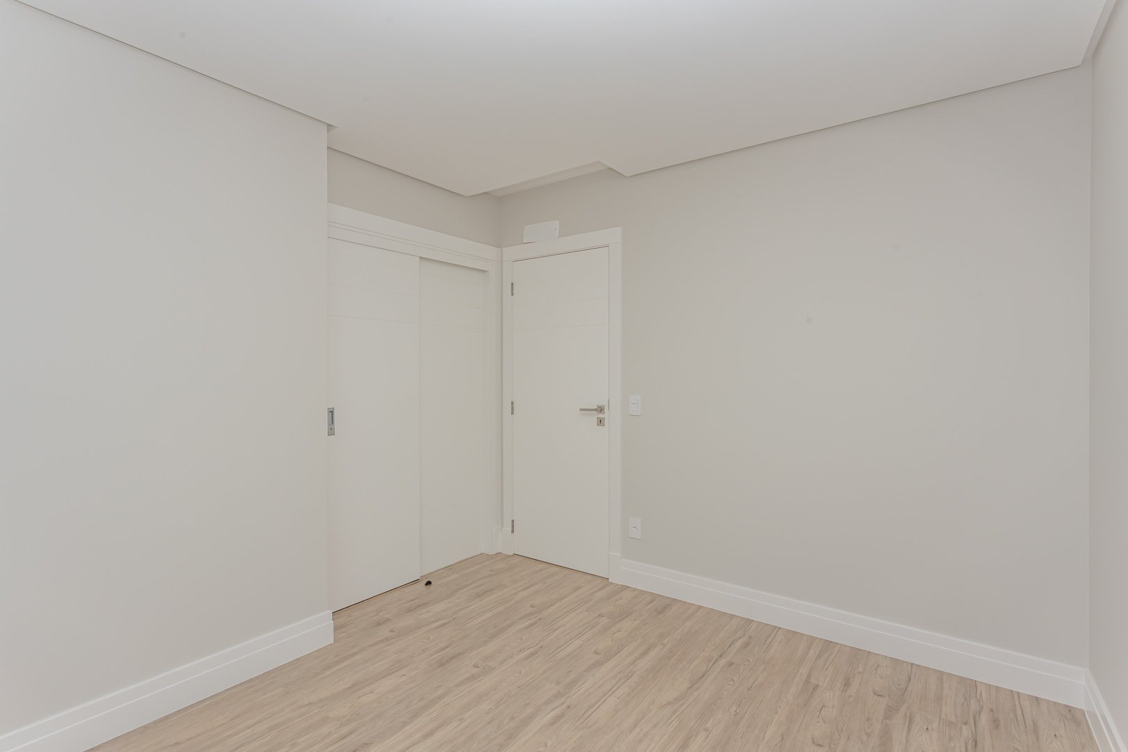 Apartamento no Edifício Eleganza Tower à venda no centro de Balneário Camboriú — foto 13