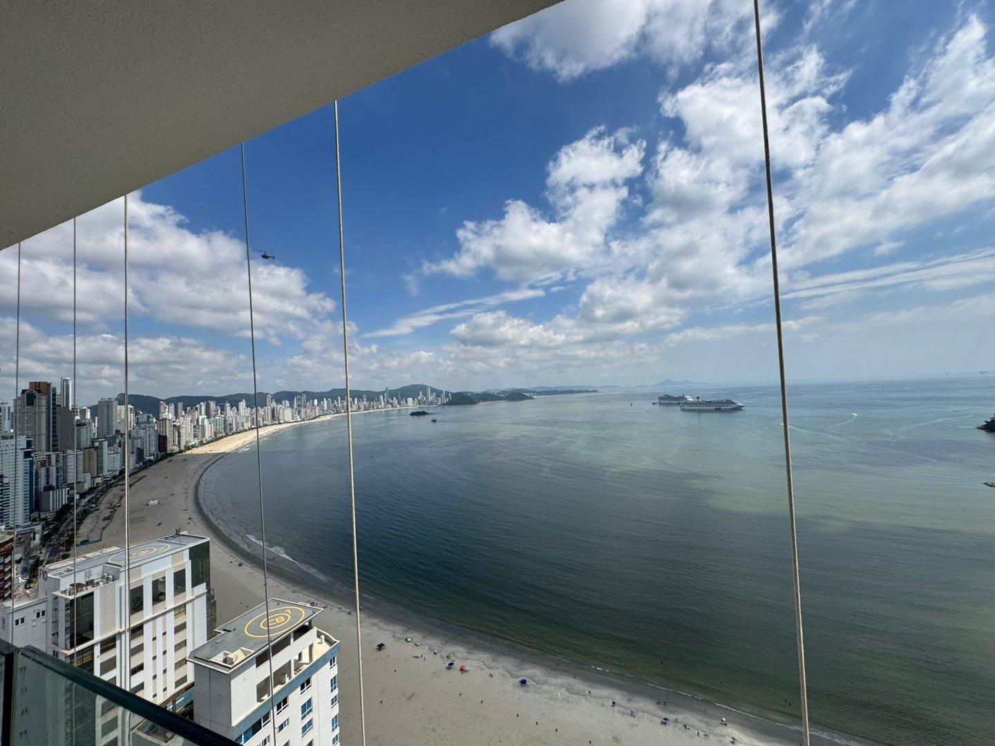 Apartamento de quadra mar no Edifício Tonino Lamborghini à venda em Barra Sul, Balneário Camboriú — foto 15