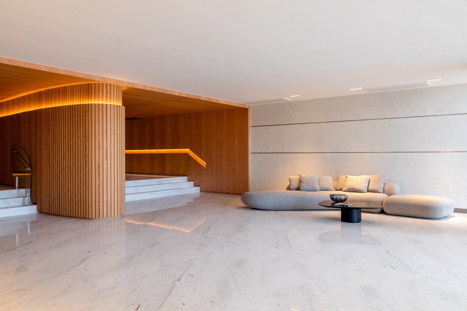 Apartamento no Edifício Pharos à venda no centro de Balneário Camboriú — foto 30