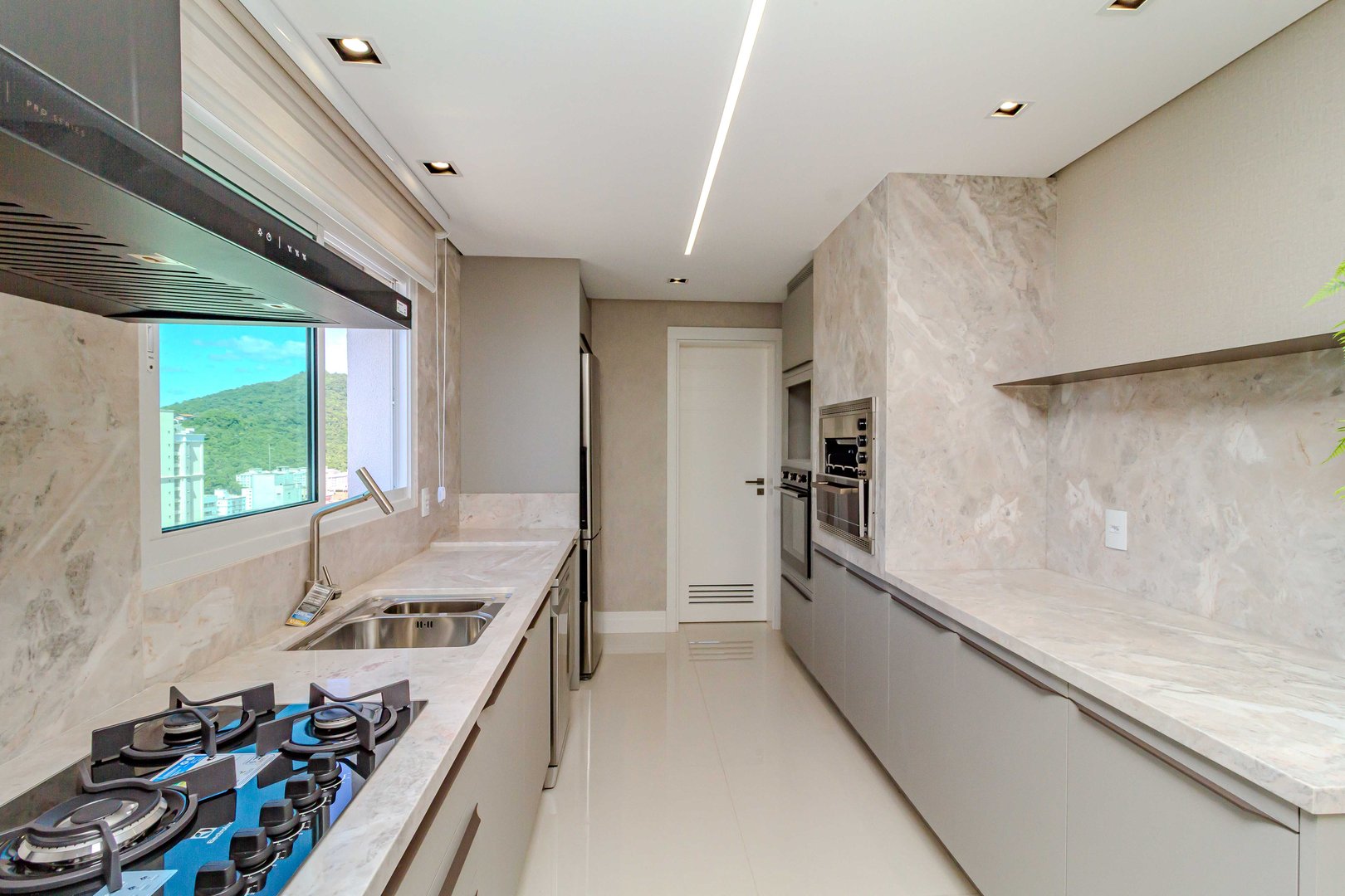 Apartamento Vista Mar no Edifício Olympo Tower à venda no centro de Balneário Camboriú — foto 11