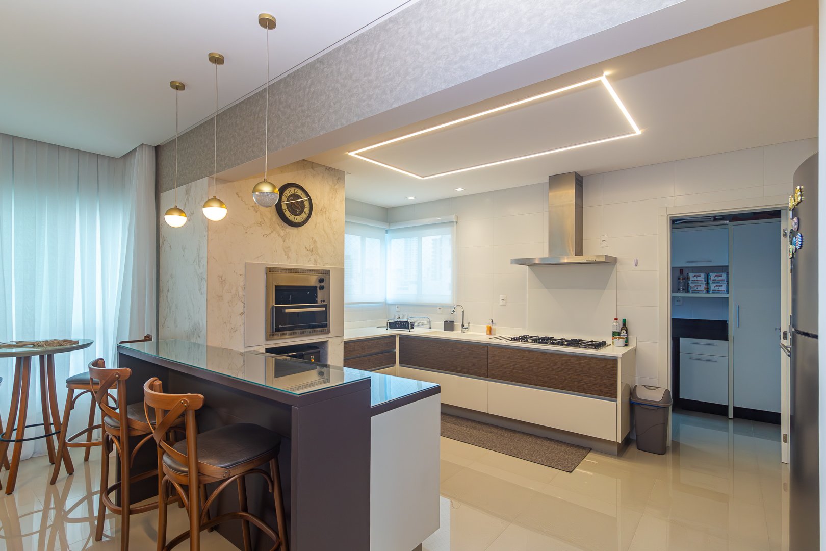 Apartamento Mobiliado no Edifício Mandala à venda no centro de Balneário Camboriú — foto 8