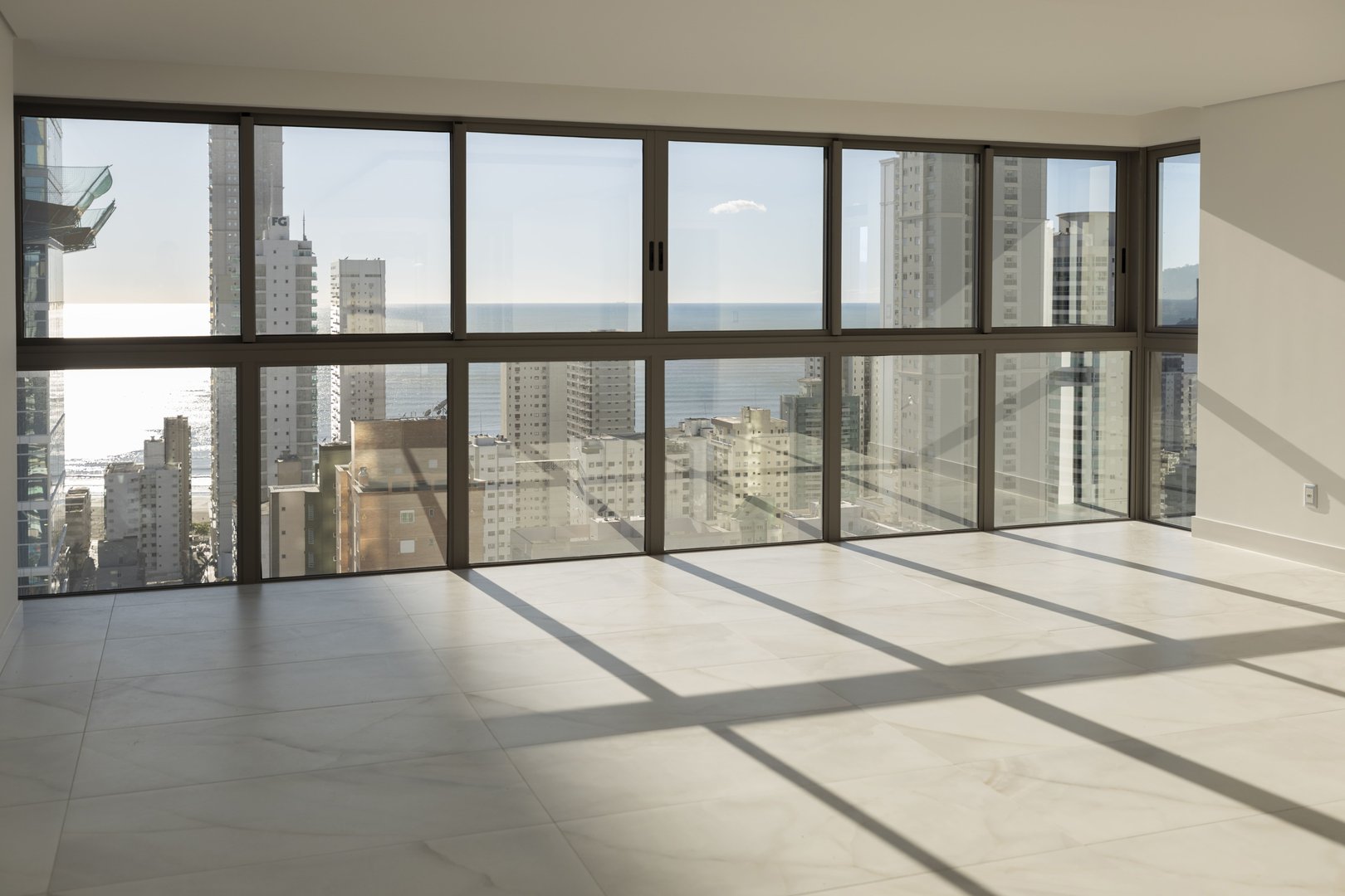 Apartamento Vista Mar no Edifício Ocean Breeze Residence à venda no centro de Balneário Camboriú — foto 4