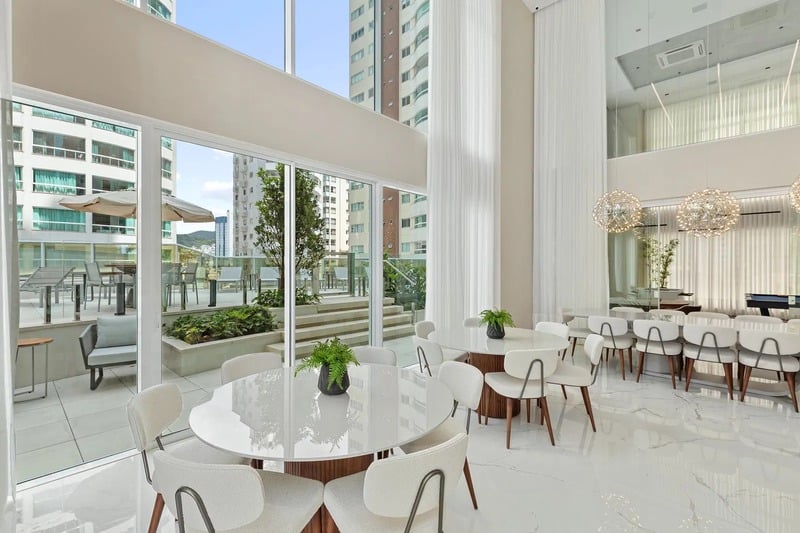 Cobertura frente mar em Skyline Tower à venda no Pioneiros em Balneário Camboriú — foto 12