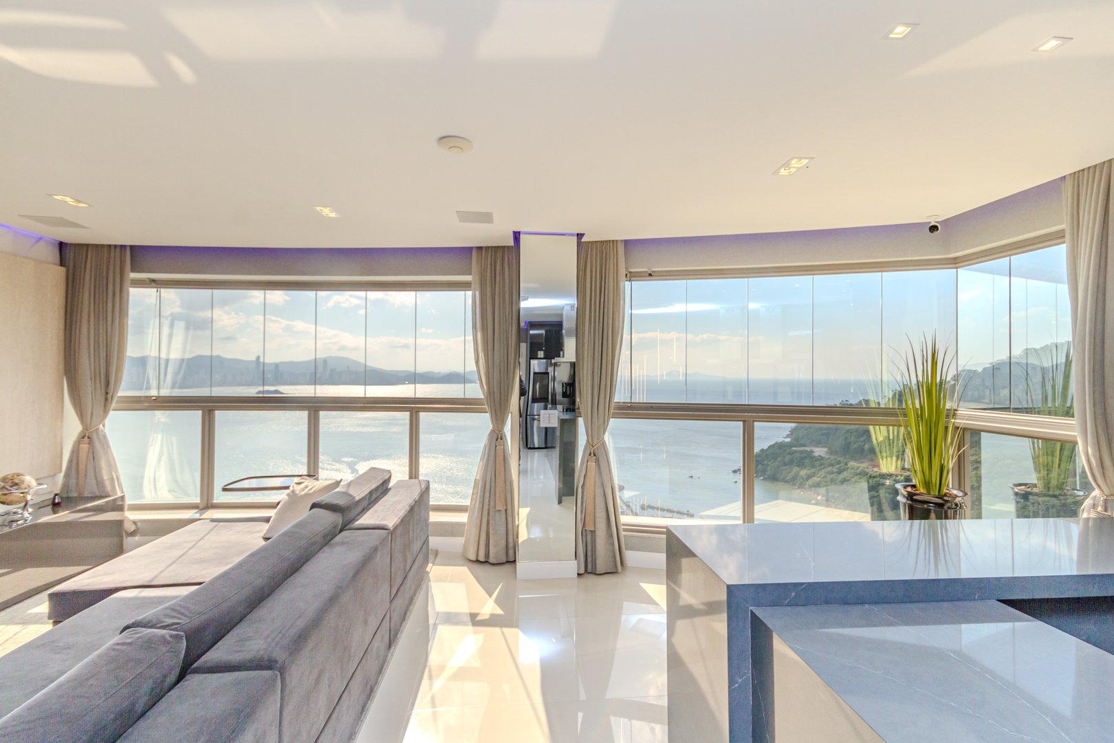 Apartamento no Edifício Baturité Lounge House à venda em Barra Sul, Balneário Camboriú