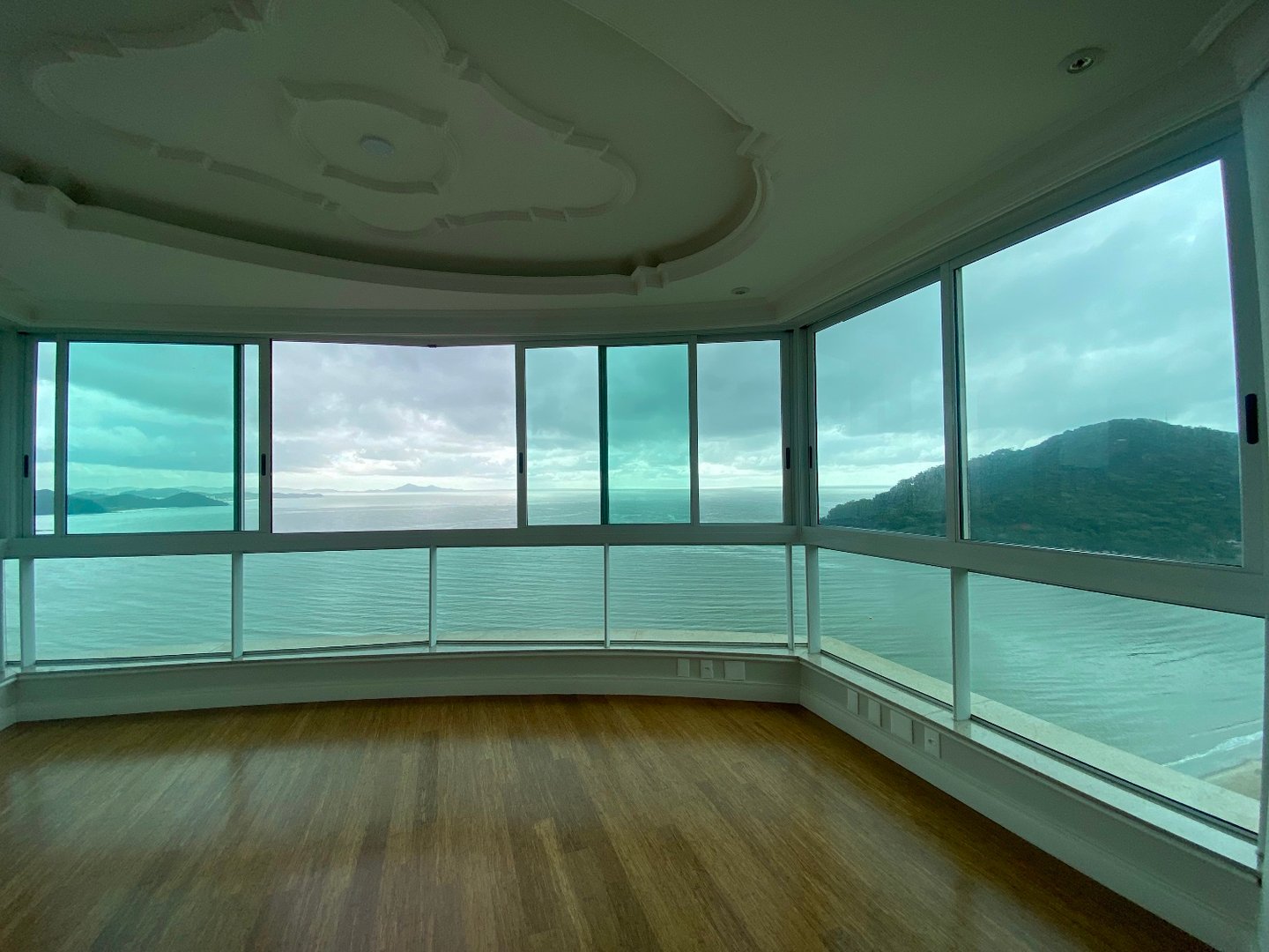 Cobertura no Edifício Renaissance à venda na Barra Sul em Balneário Camboriú — foto 12