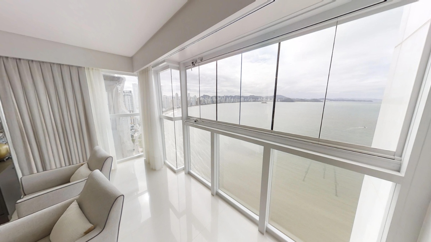 Apartamento no Edifício Ibiza Towers à venda em Barra Sul, Balneário Camboriú — foto 4