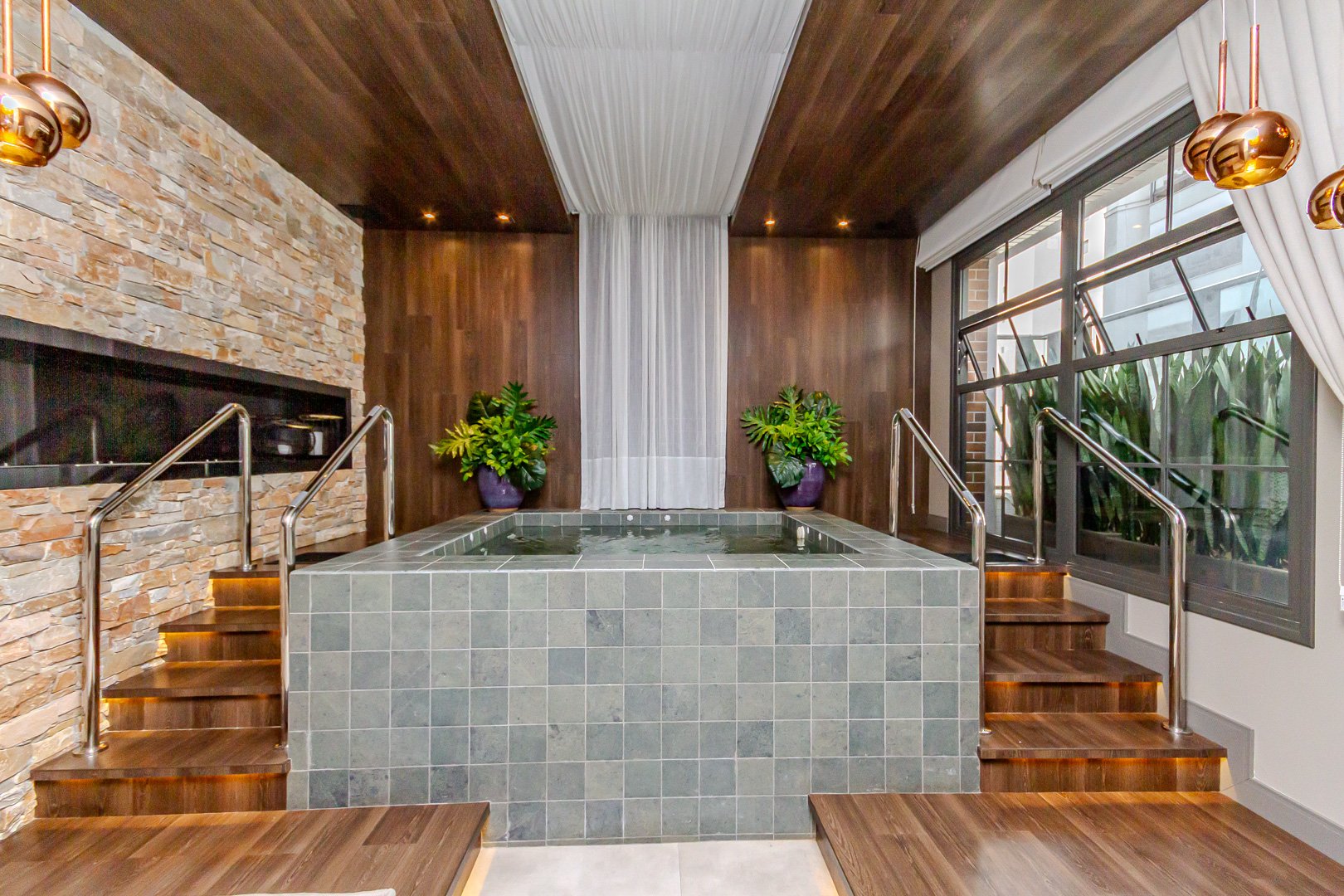 Apartamento no Edifício Windsor Village à venda no centro de Balneário Camboriú — foto 25