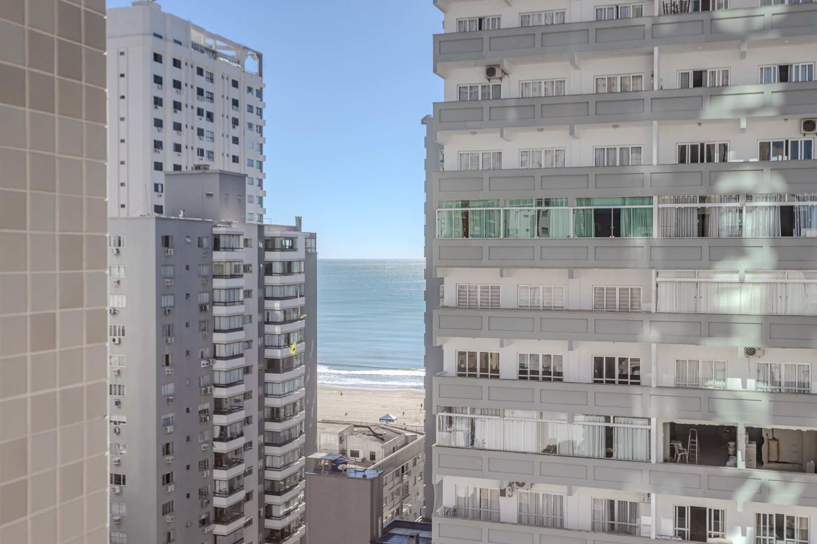Apartamento Vista Mar no Edifício Parigi à venda no centro de Balneário Camboriú — foto 5