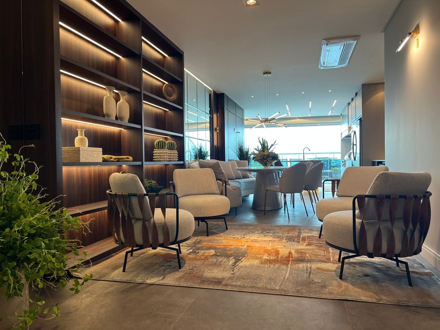 Apartamento no Edifício Diamond Hill à venda no centro de Balneário Camboriú