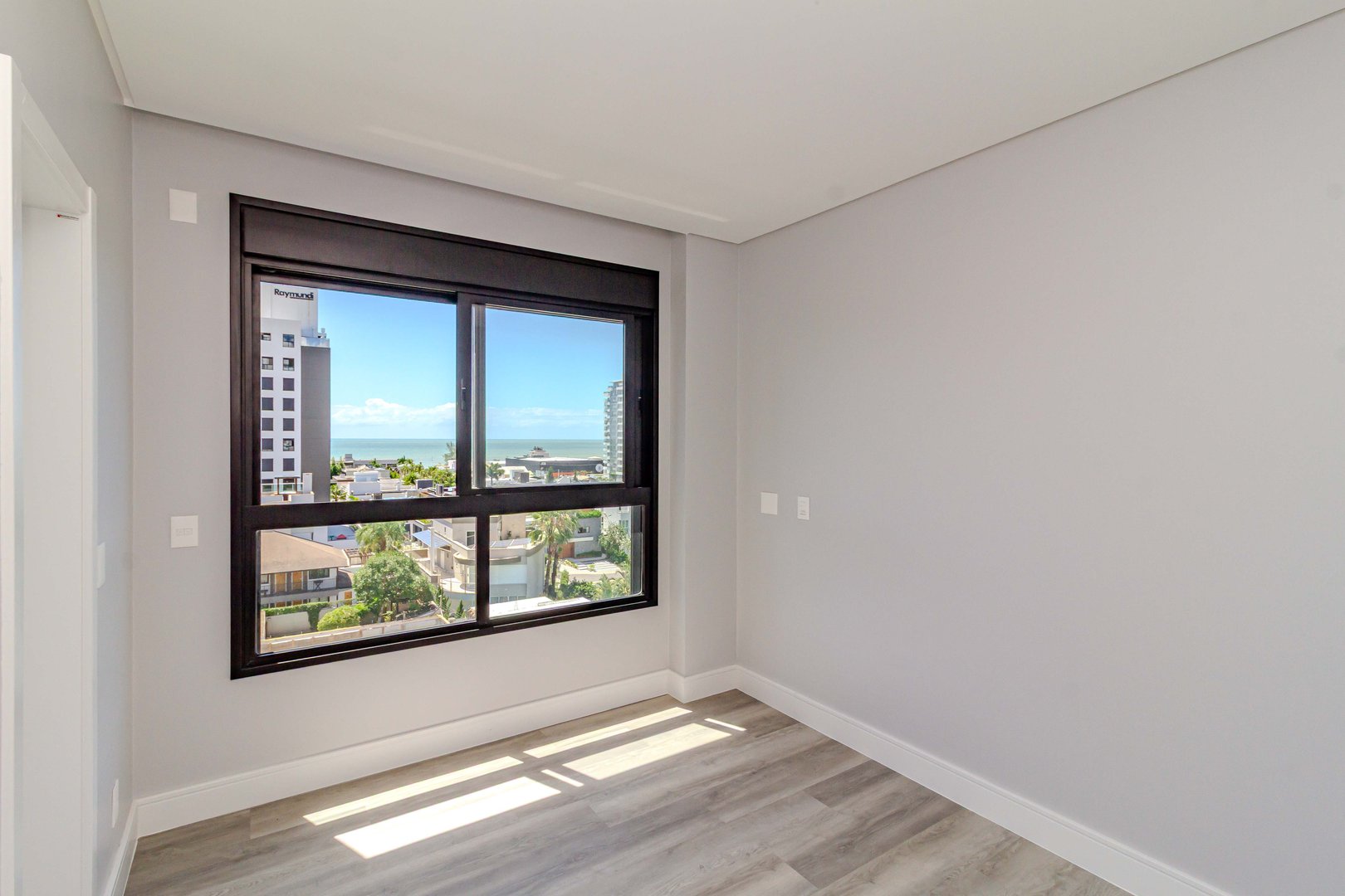 Apartamento no Edifício Dusseldorf à venda na Praia Brava — foto 34
