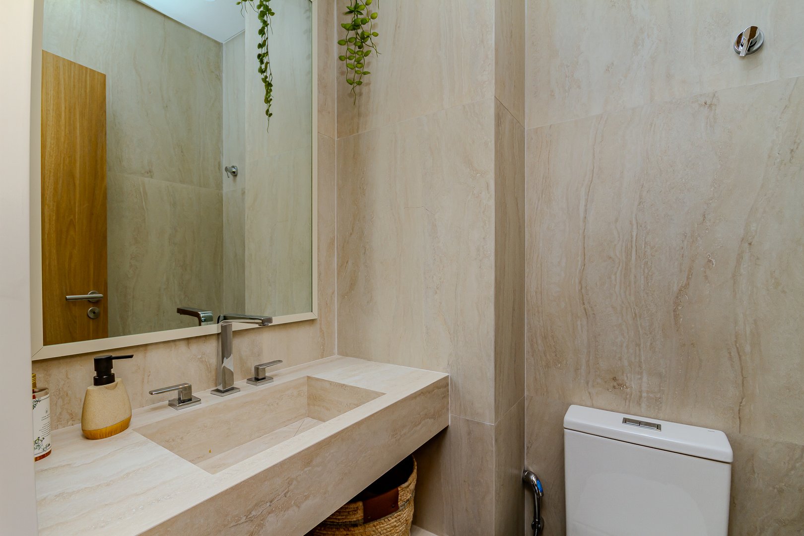 Apartamento no Edifício De La Torre à venda no centro de Balneário Camboriú — foto 10