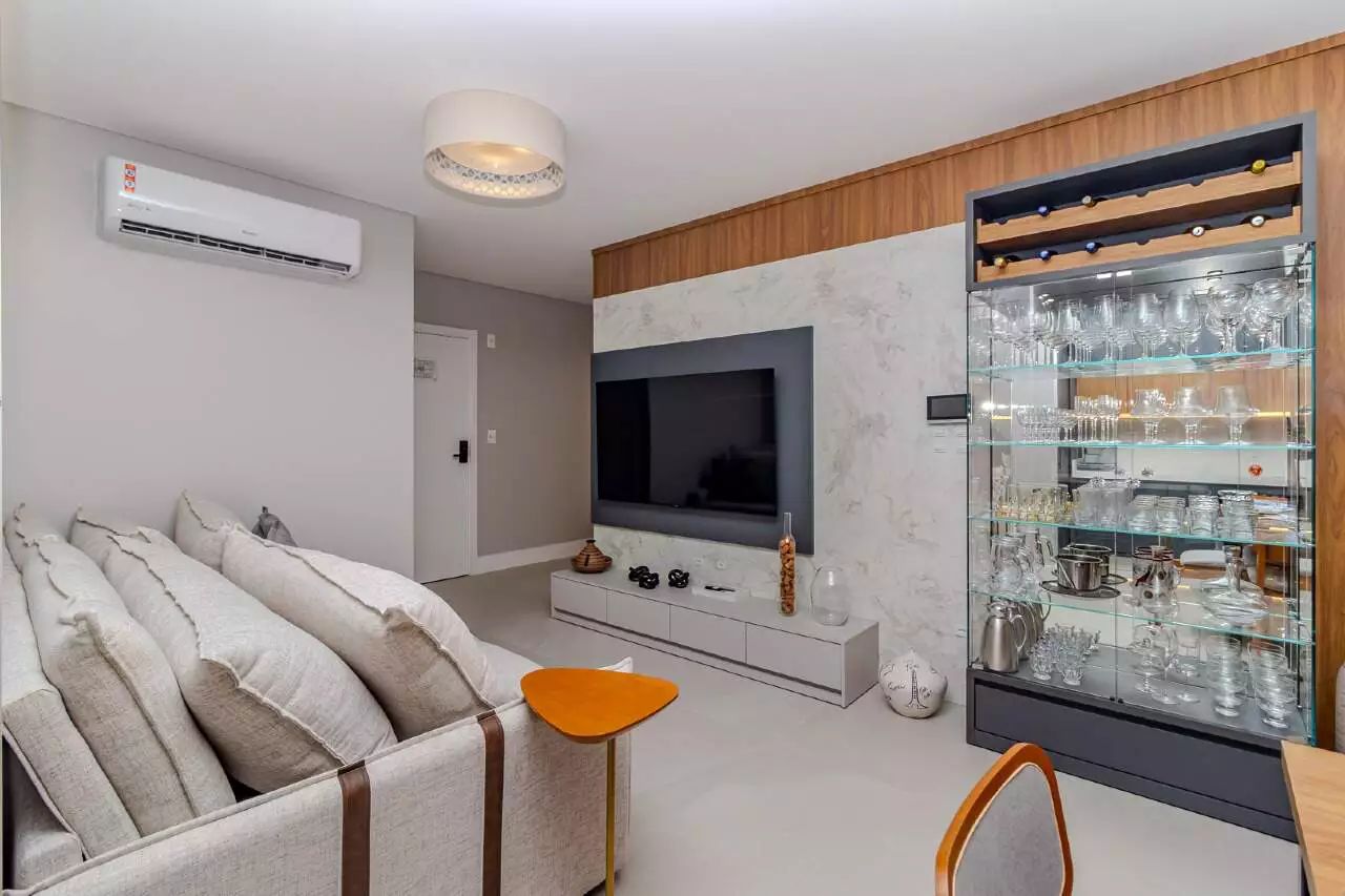 Apartamento Quadra Mar no Edifício Ocean Wind à venda na Praia Brava de Itajaí — foto 3