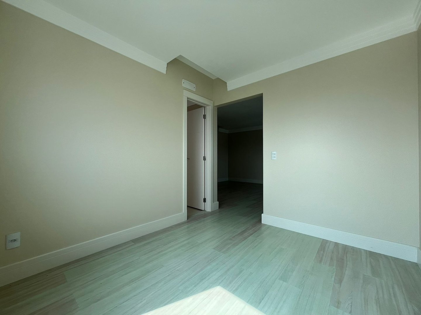 Apartamento no Edifício Alameda Jardins à venda no centro de Balneário Camboriú — foto 11