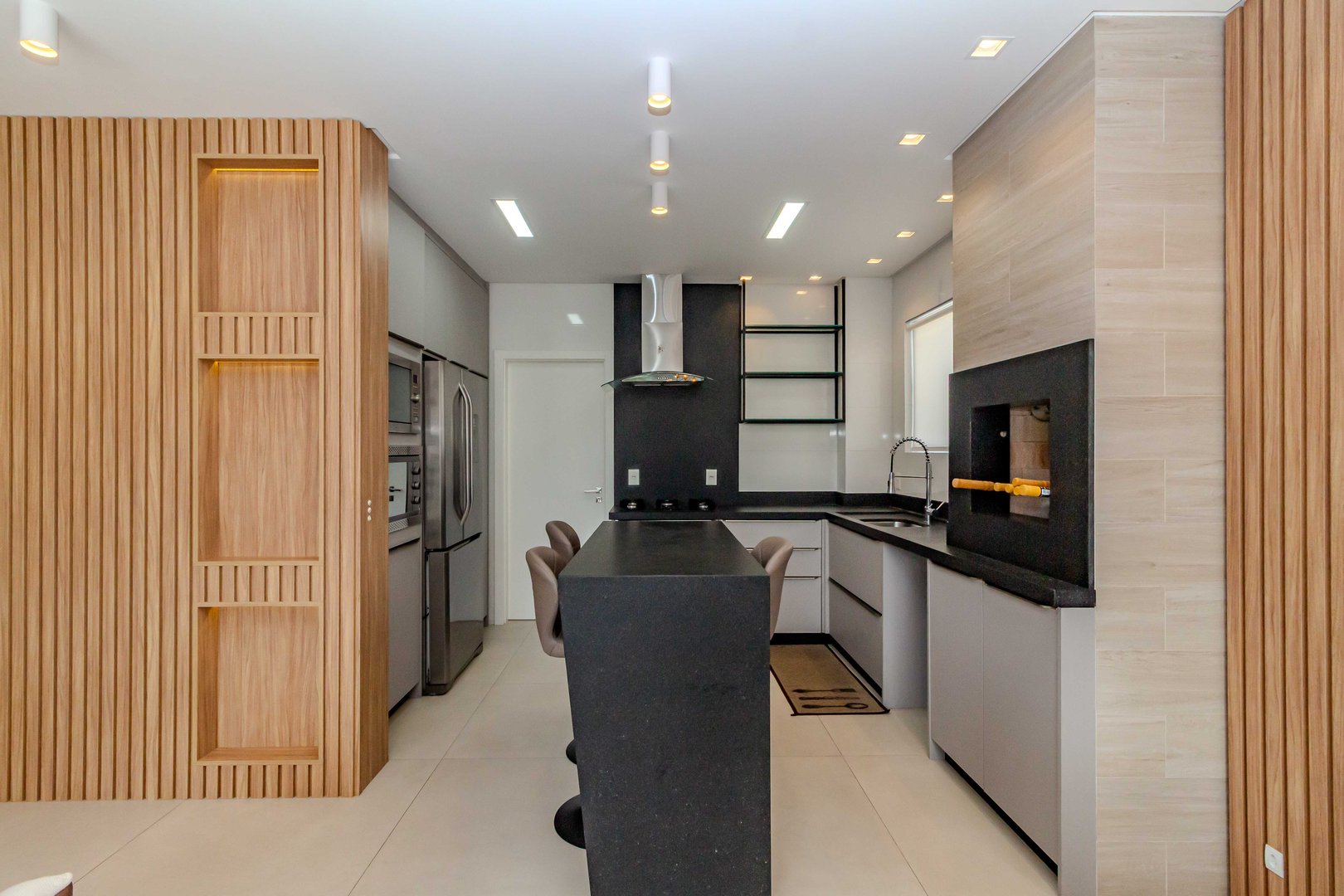 Apartamento no Edifício Montpellier Residence à venda no Pioneiros em Balneário Camboriú — foto 8