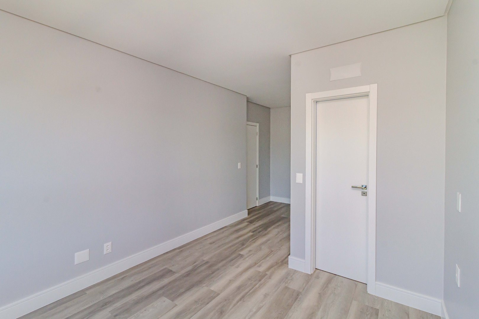Apartamento no Edifício Dusseldorf à venda na Praia Brava — foto 30
