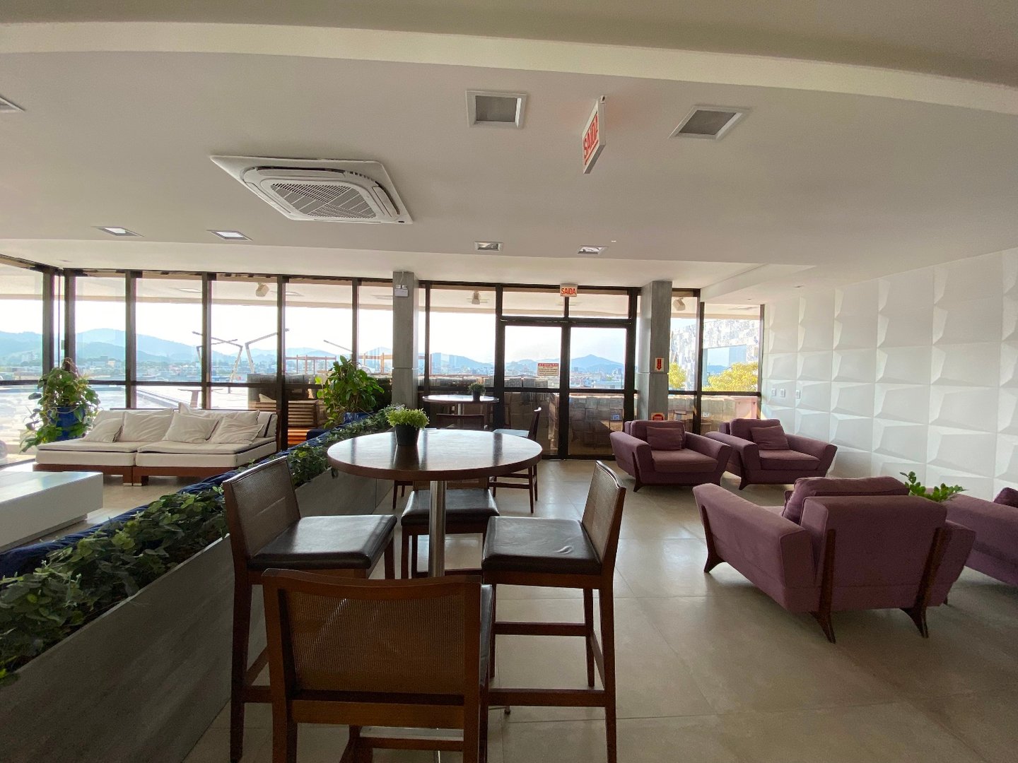 Casa no Condomínio Caledônia à venda em Camboriú — foto 45