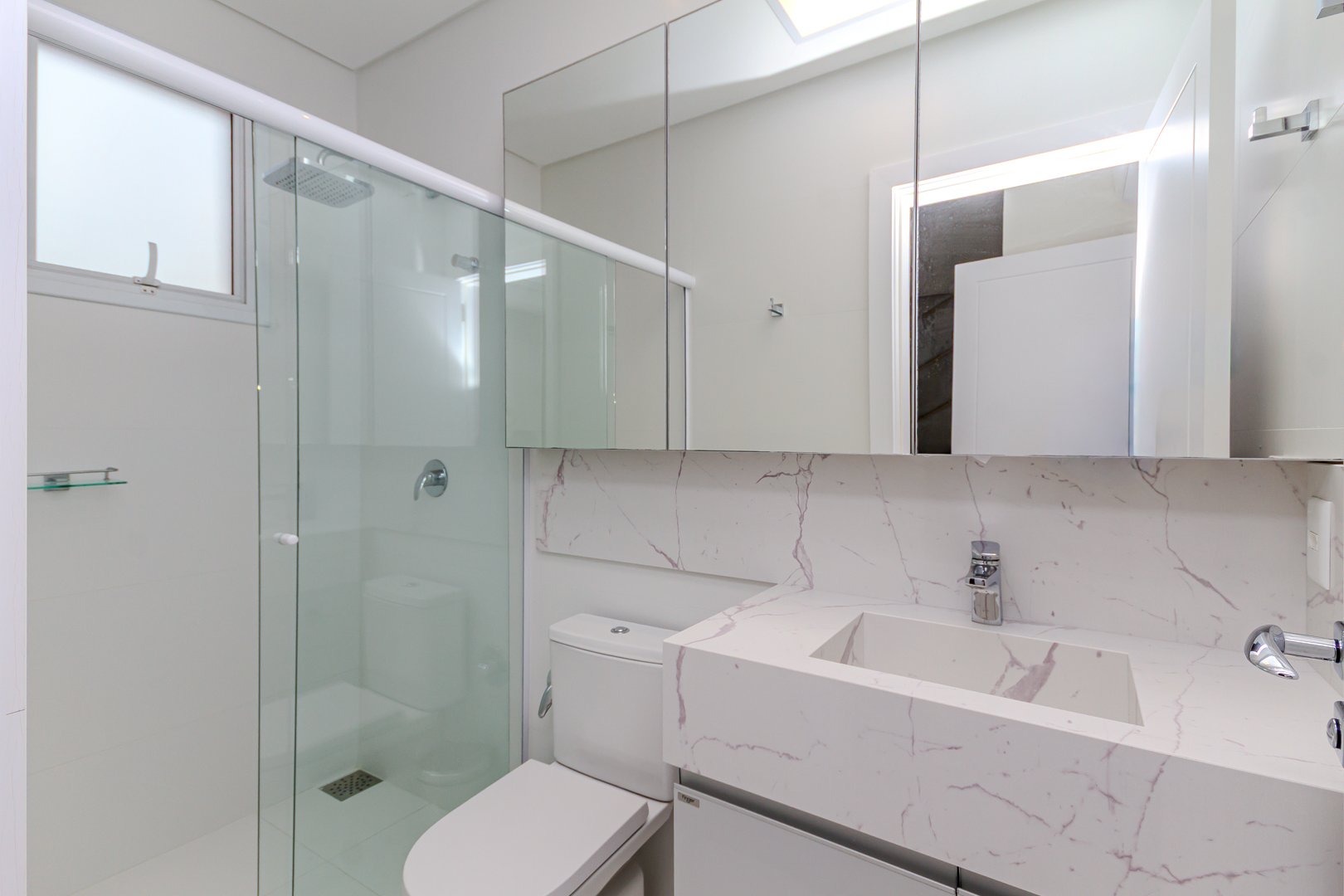Apartamento no Edifício Windsor Village à venda no centro de Balneário Camboriú — foto 18